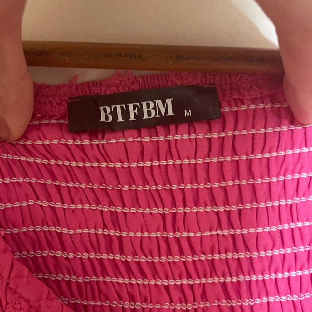 Size M BTFBM pink dress. Love it but felt it was a little young for me. - Picture 4 of 5